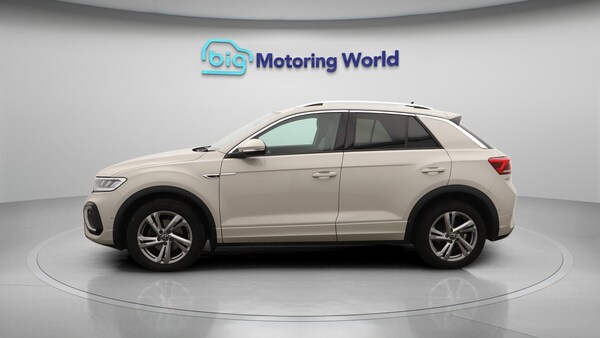 Used Volkswagen T-Roc 2022 for sale - 76294786: Photo 5