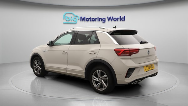 Used Volkswagen T-Roc 2022 for sale - 76294786: Photo 6