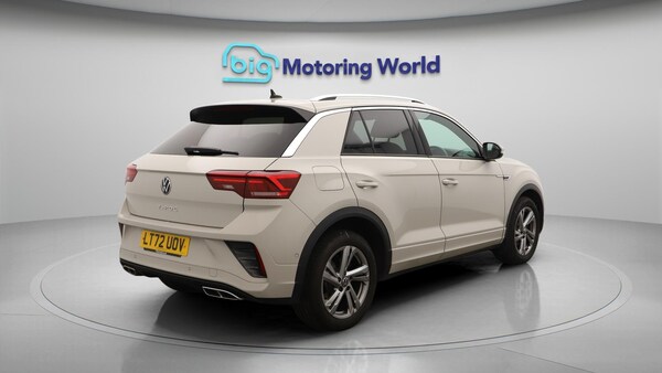 Used Volkswagen T-Roc 2022 for sale - 76294786: Photo 8