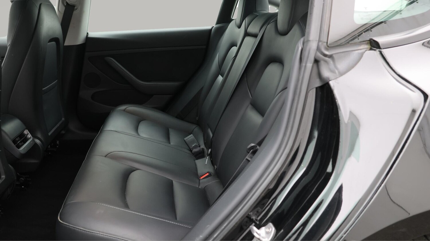 Used Tesla Model 3 2021 for sale - 76549672: Photo 17