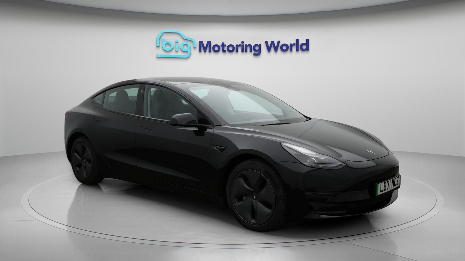 Used Tesla Model 3 2021 for sale - 76549672: Photo 2