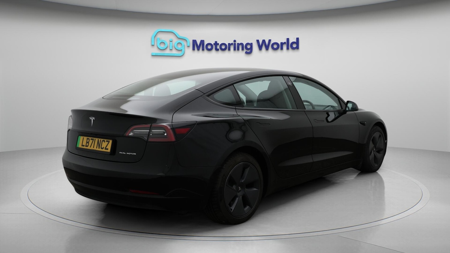 Used Tesla Model 3 2021 for sale - 76549672: Photo 8