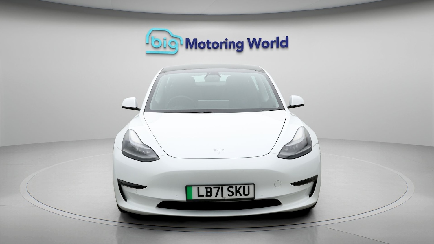 Used Tesla Model 3 2021 for sale - 77207639: Photo 2