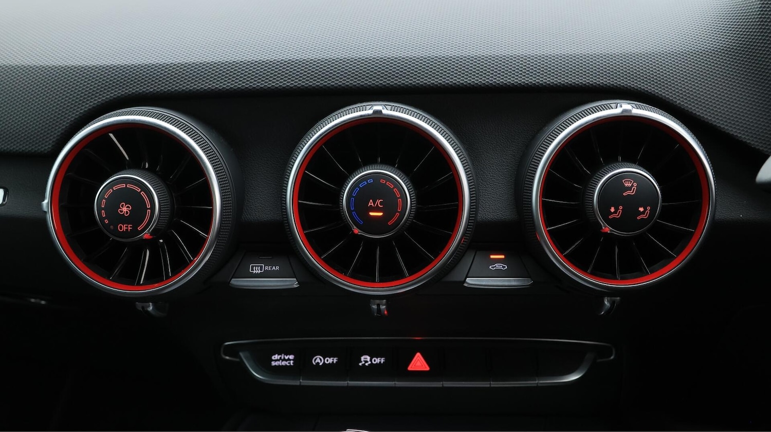 Used Audi TT 2023 for sale - 76032158: Photo 13