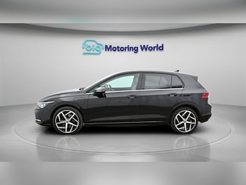 Used Volkswagen Golf 2022 for sale - 78040122: Photo