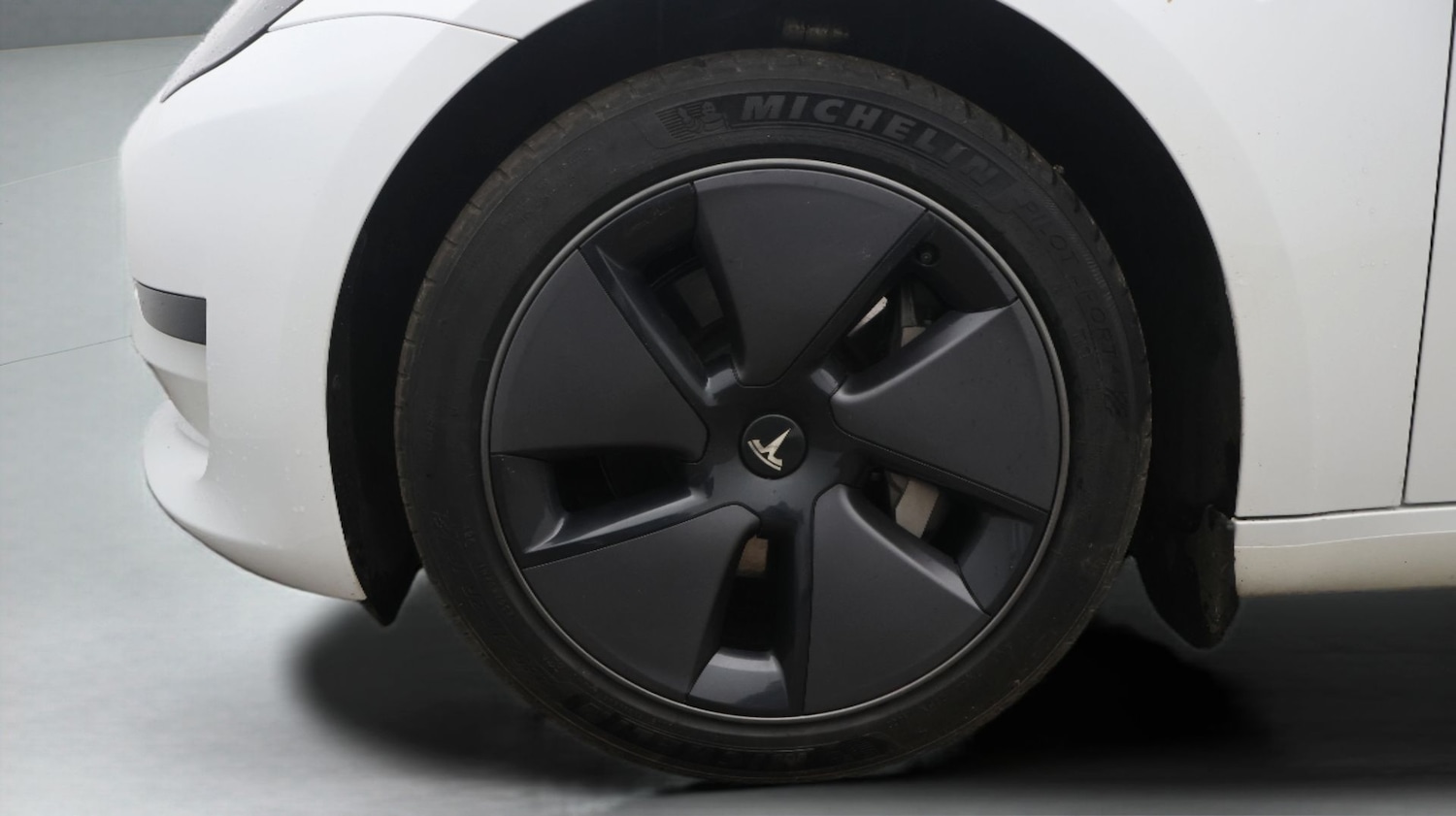 Used Tesla Model 3 2023 for sale - 77628950: Photo 18