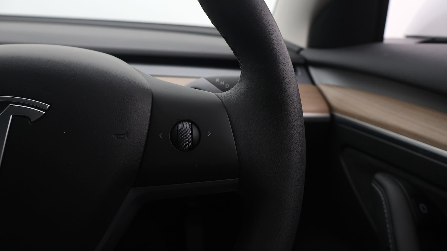 Used Tesla Model 3 2023 for sale - 77628950: Photo 26