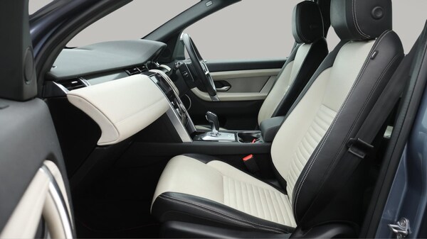 Used Land Rover Discovery Sport 2021 for sale - 76108832: Photo 14