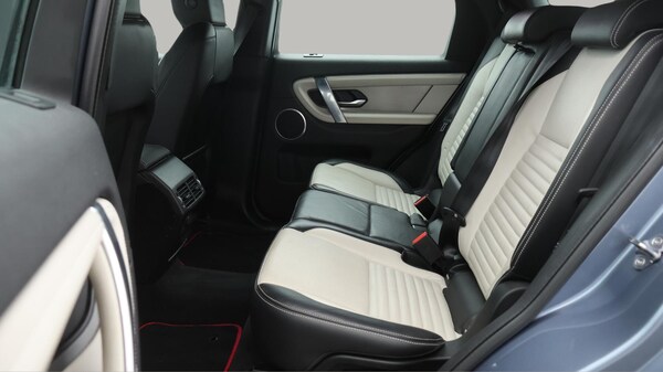 Used Land Rover Discovery Sport 2021 for sale - 76108832: Photo 16