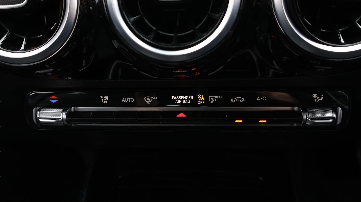 Used Mercedes-Benz GLA 2025 for sale - 77318679: Photo 12