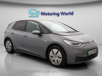 2022 (22) - Pro Performance 58kWh Family Hatchback 5dr Electric Auto (204 ps)