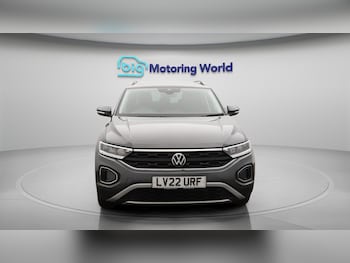 Used Volkswagen T-Roc 2022 for sale - 75280349: Photo