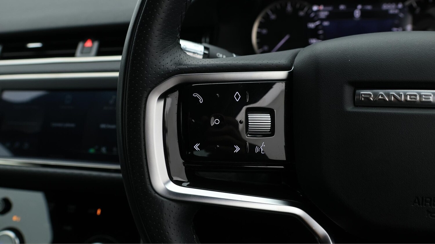 Used Land Rover Range Rover Evoque 2021 for sale - 76084870: Photo 25