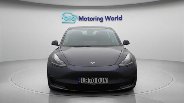 Used Tesla Model 3 2020 for sale - 76200551: Photo 3
