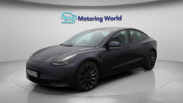 Used Tesla Model 3 2020 for sale - 76200551: Photo 4