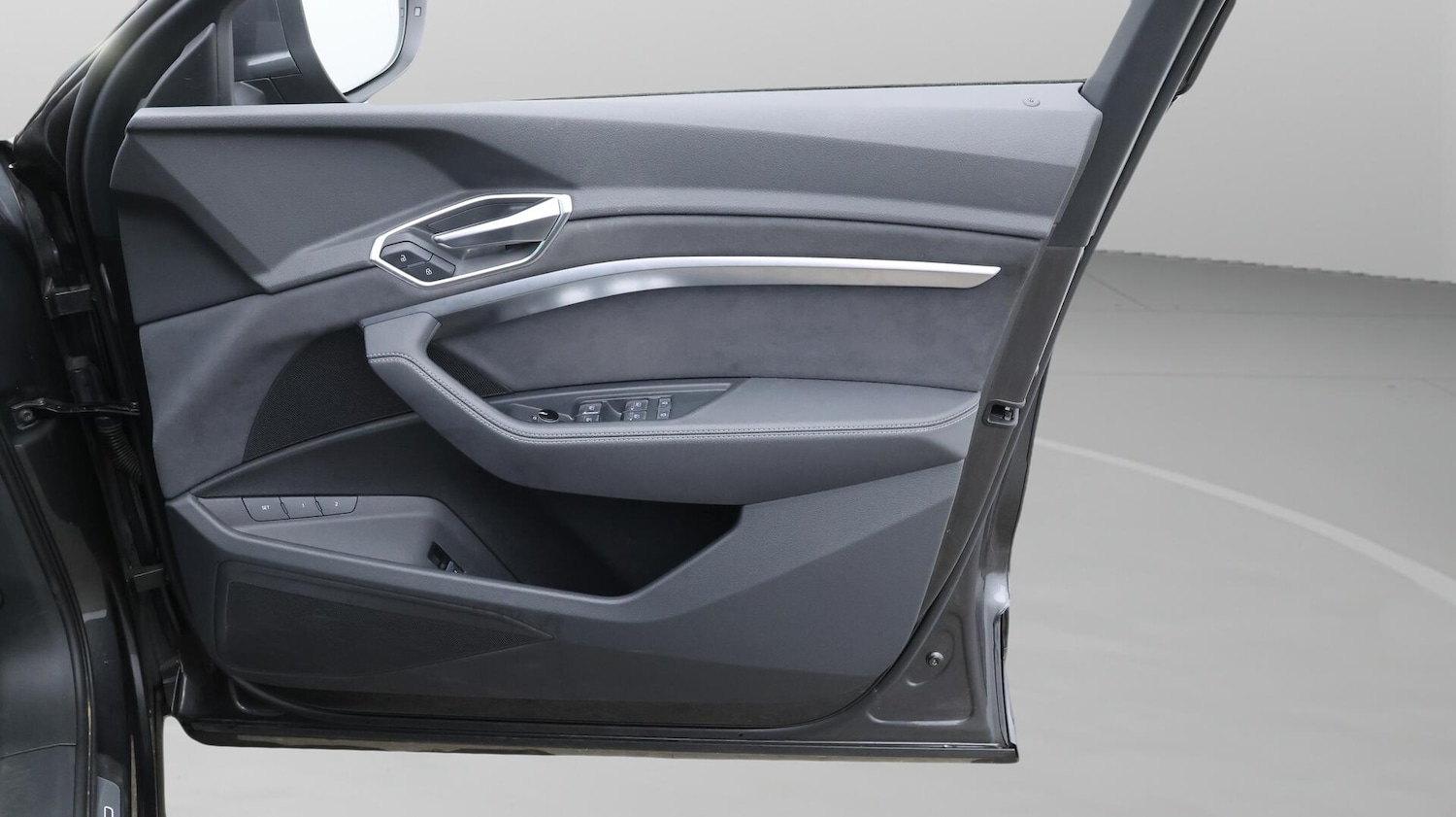 Used Audi e-tron 2022 for sale - 76572258: Photo 16