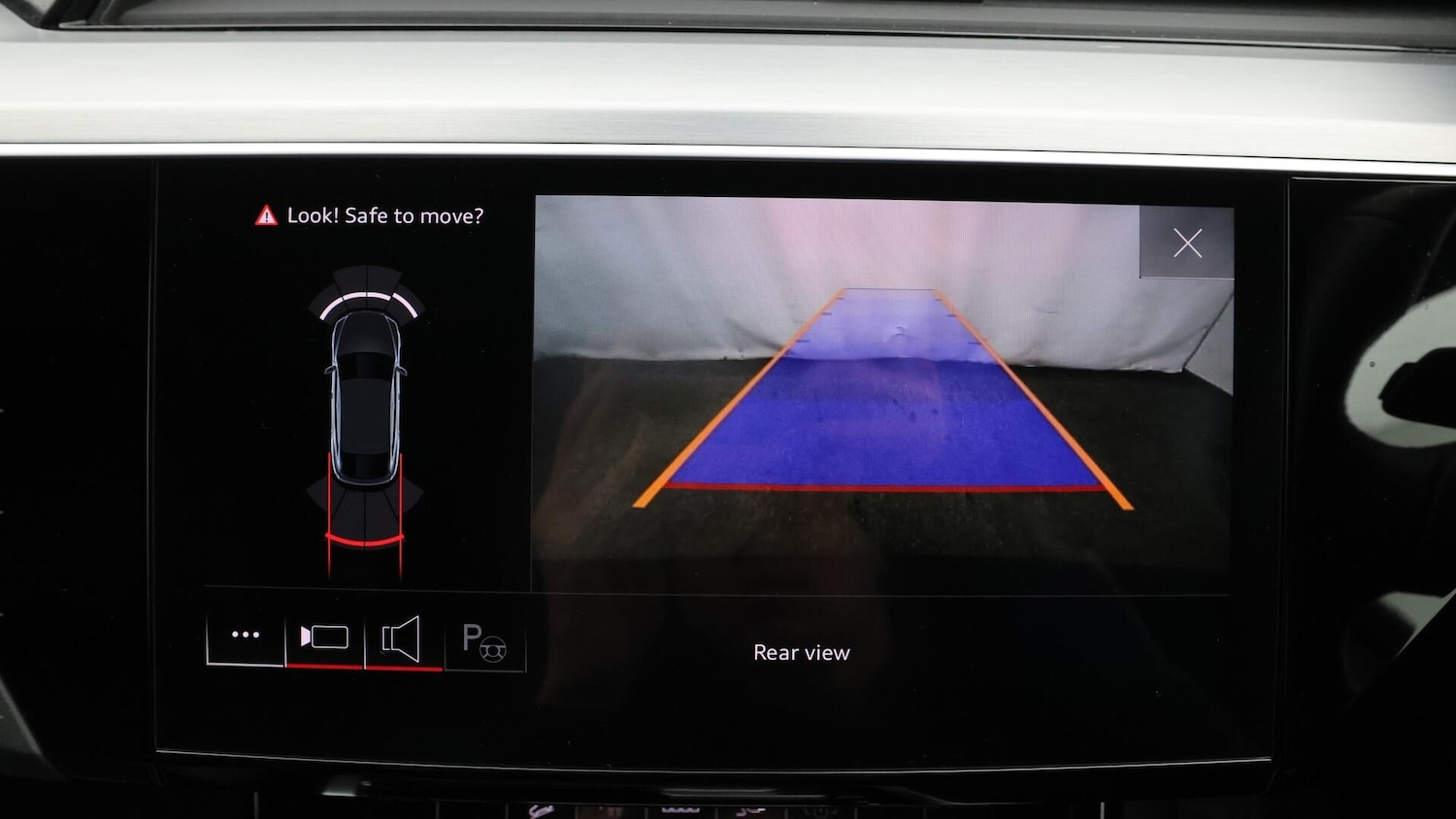 Used Audi e-tron 2022 for sale - 76572258: Photo 28