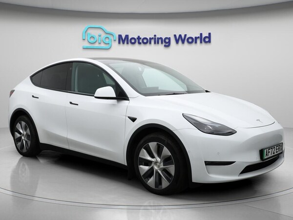 Used Tesla Model Y 2022 for sale - 76295085: Photo 1