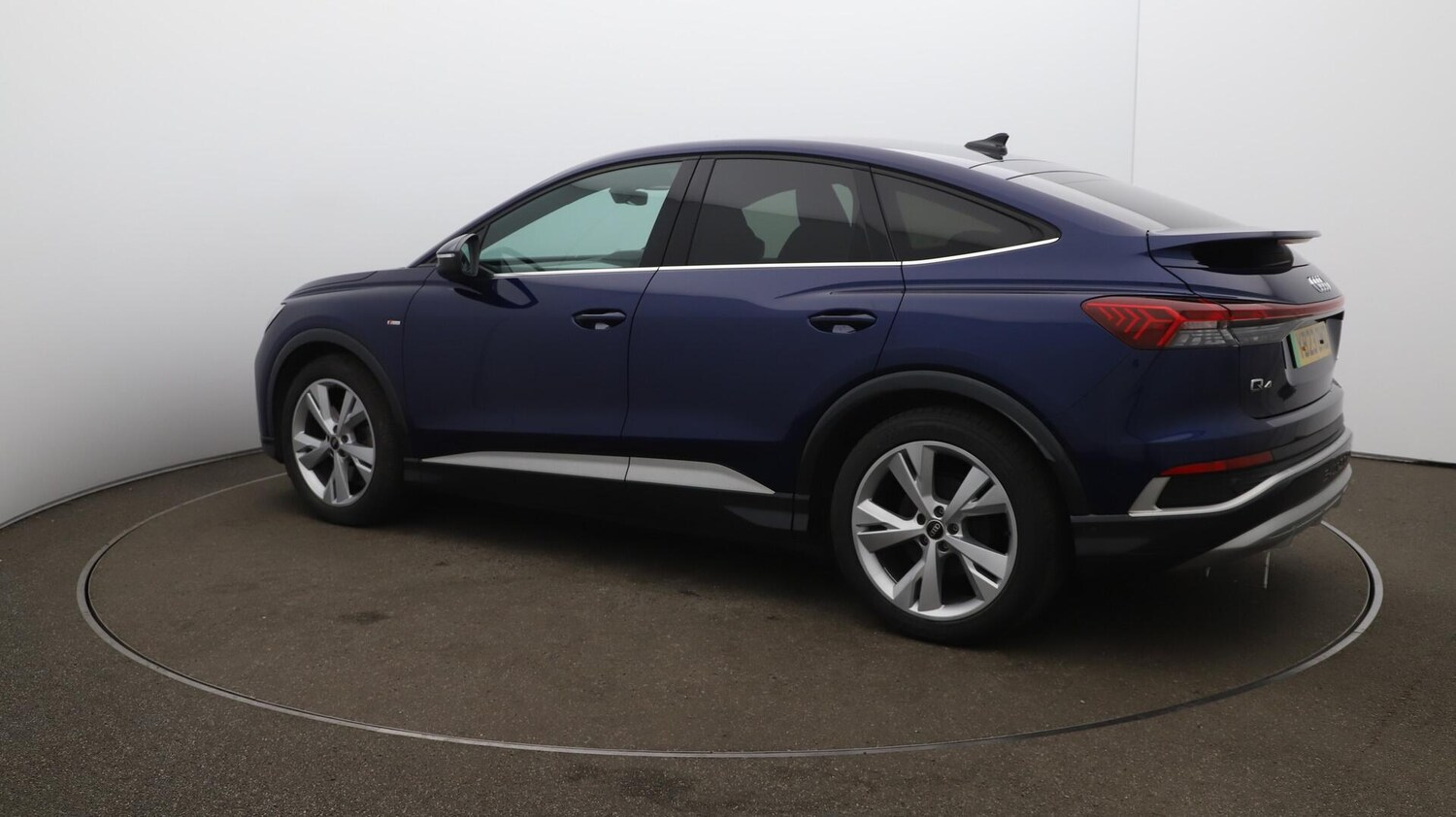 Used Audi Q4 e-tron 2023 for sale - 75976995: Photo 37