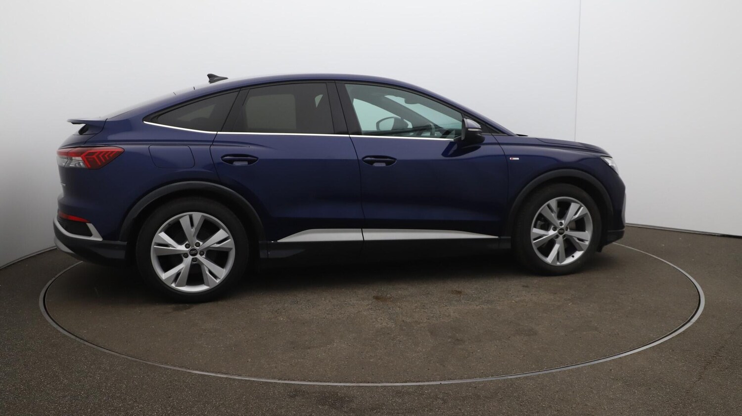 Used Audi Q4 e-tron 2023 for sale - 75976995: Photo 52
