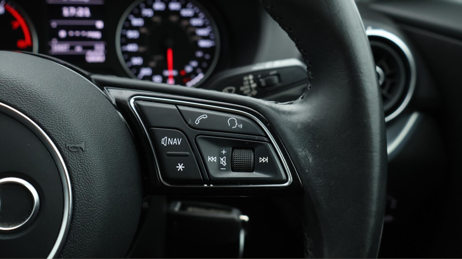 Used Audi Q2 2020 for sale - 76537712: Photo 24