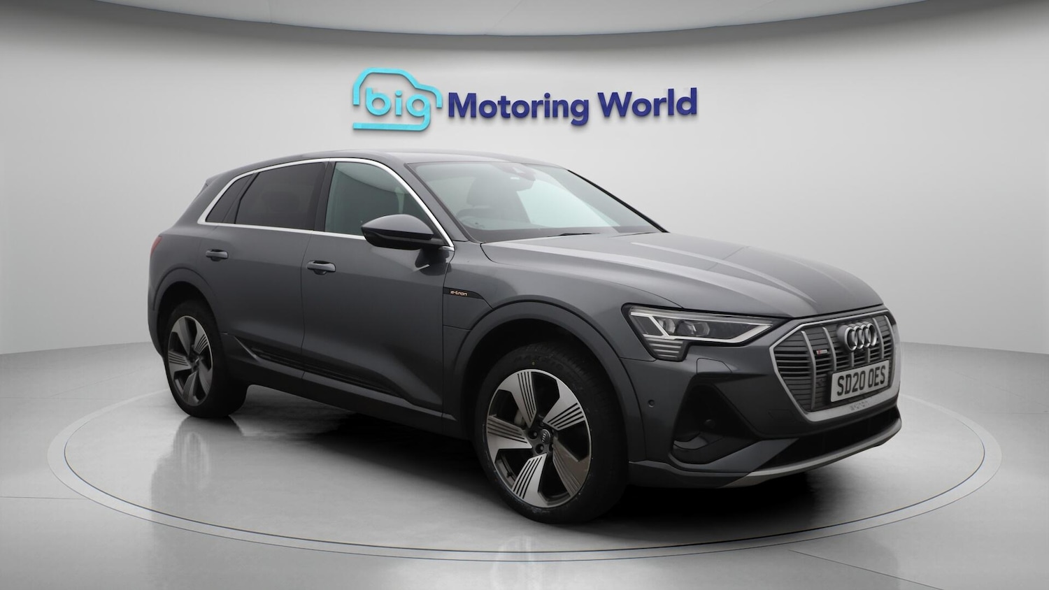 Used Audi e-tron 2020 for sale - 76020434: Photo 2