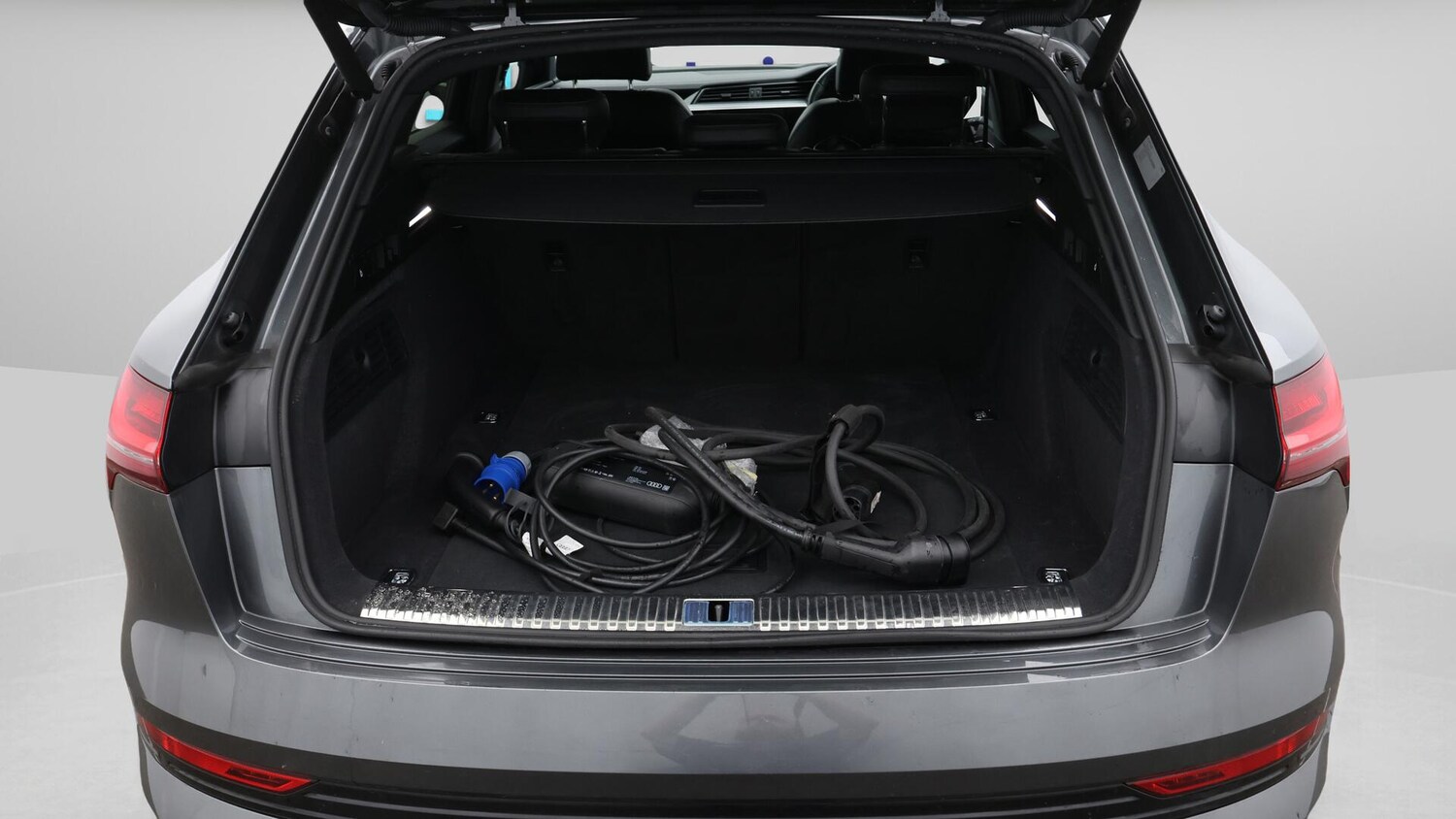 Used Audi e-tron 2020 for sale - 76020434: Photo 27