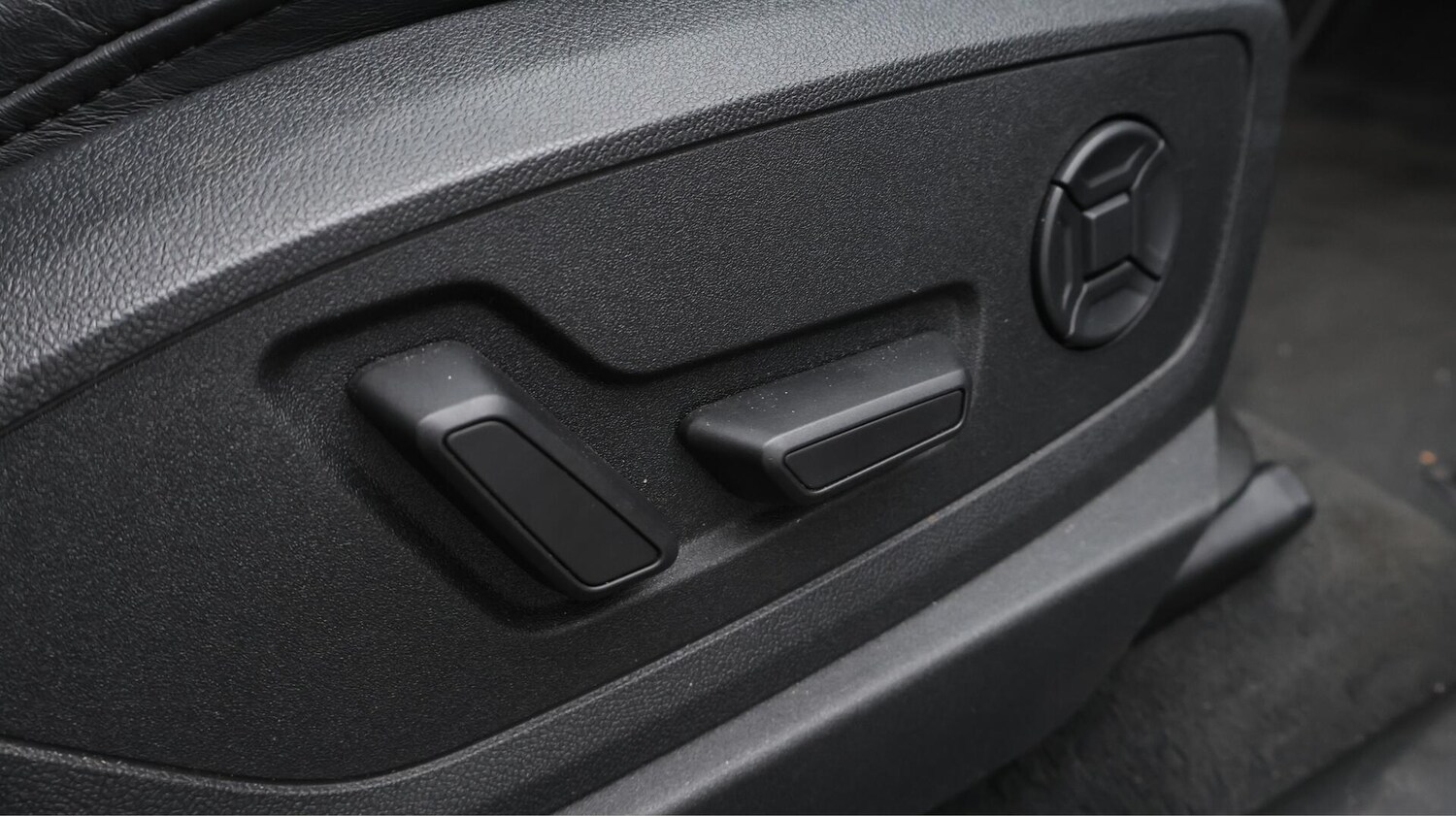 Used Audi e-tron 2020 for sale - 76020434: Photo 41