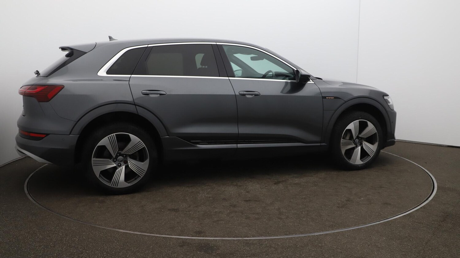 Used Audi e-tron 2020 for sale - 76020434: Photo 42