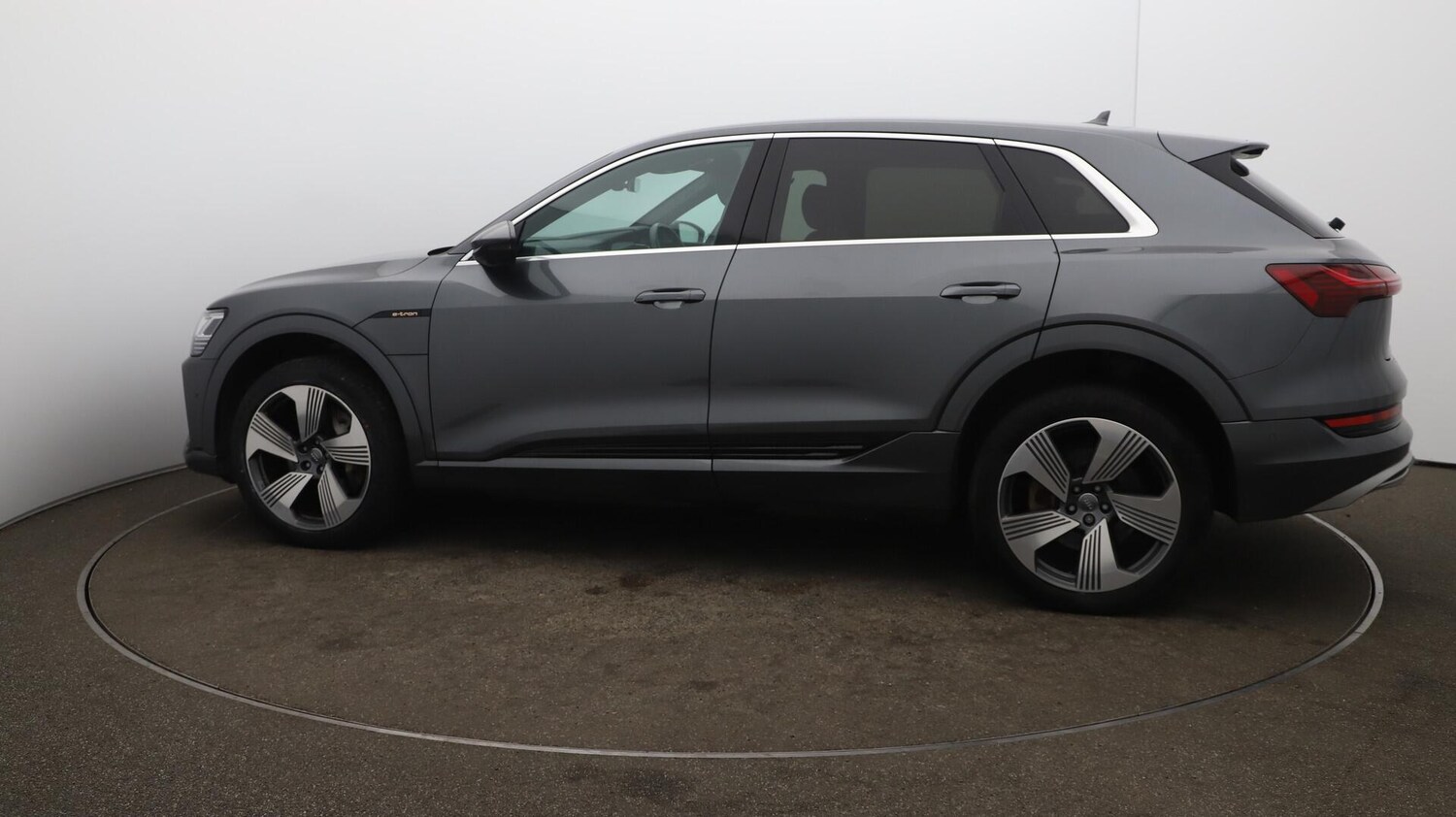 Used Audi e-tron 2020 for sale - 76020434: Photo 57
