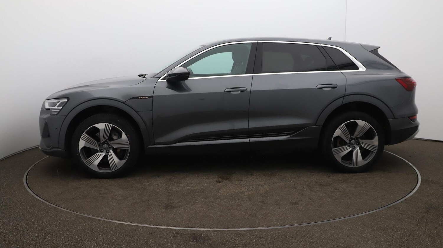 Used Audi e-tron 2020 for sale - 76020434: Photo 68