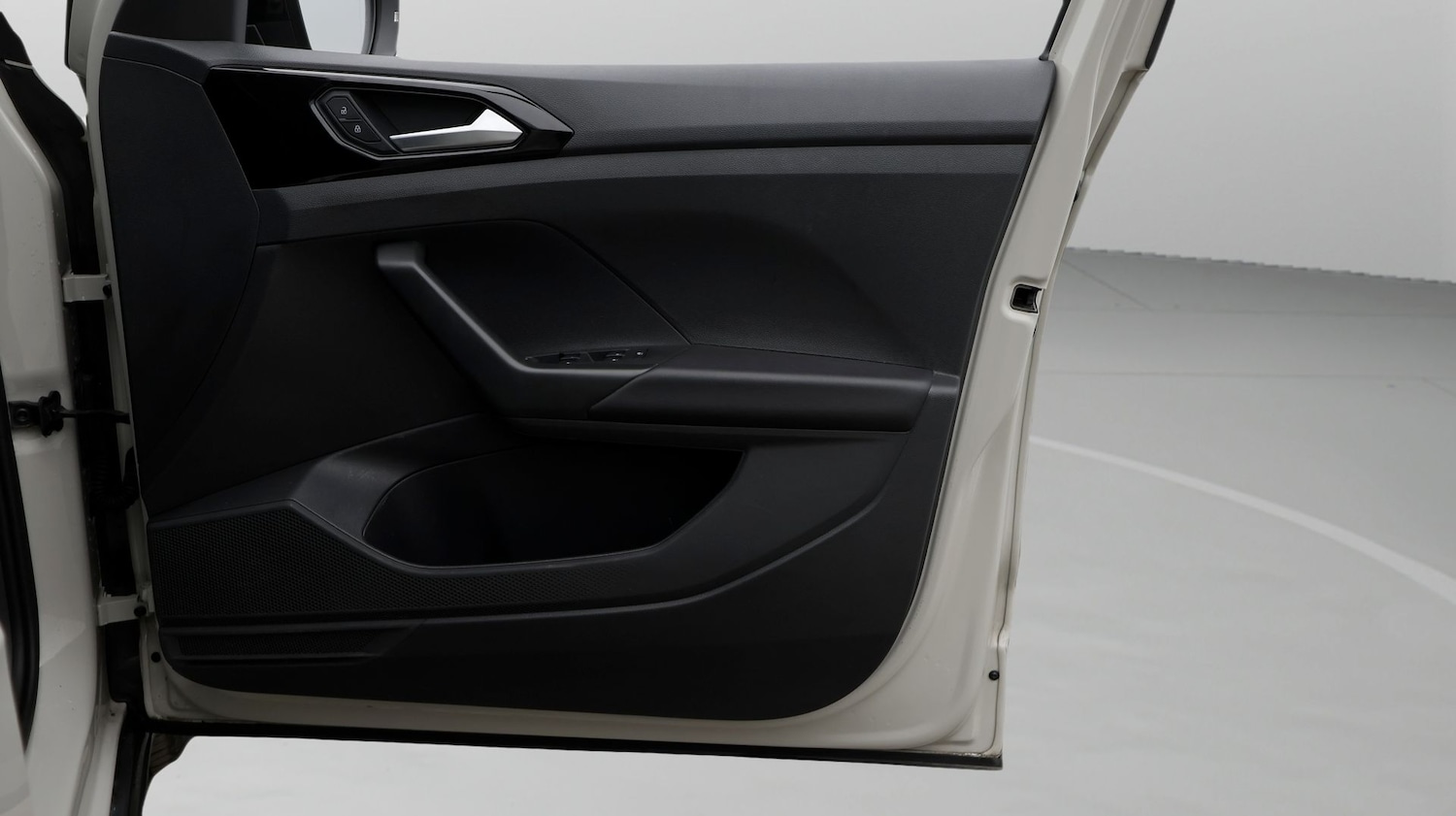 Used Volkswagen T-Cross 2023 for sale - 77272232: Photo 15