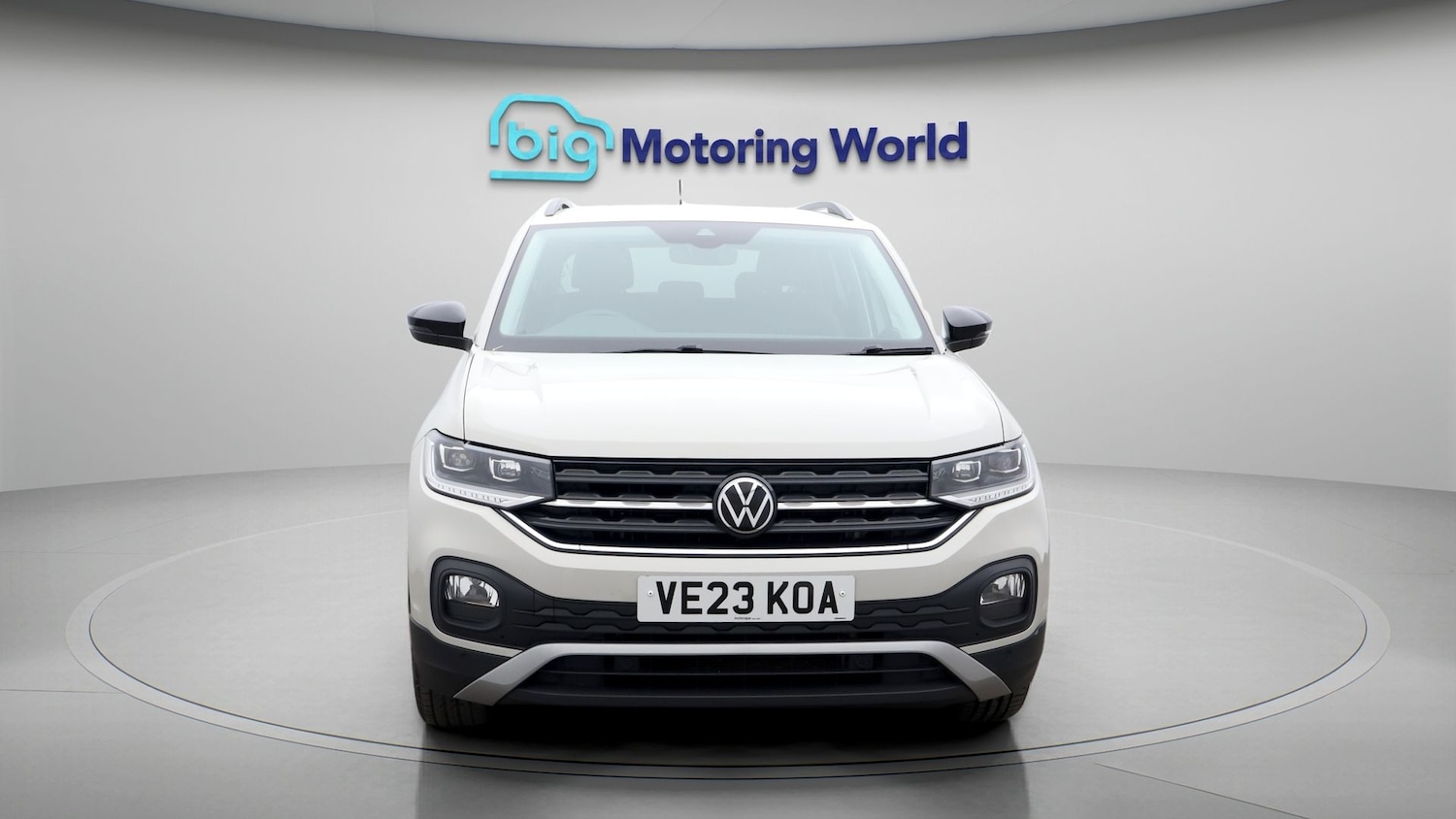 Used Volkswagen T-Cross 2023 for sale - 77272232: Photo 2