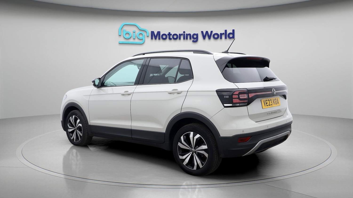 Used Volkswagen T-Cross 2023 for sale - 77272232: Photo 5
