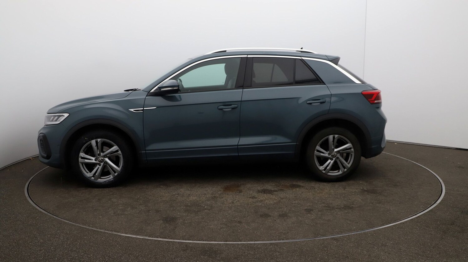 Used Volkswagen T-Roc for sale - 76811413: Photo 58