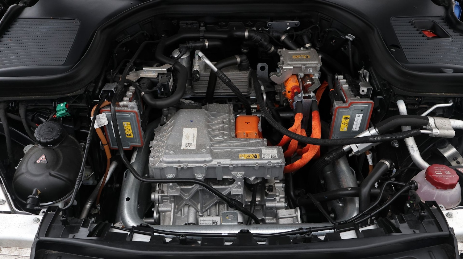 Used Mercedes-Benz EQC 2023 for sale - 77408820: Photo 19