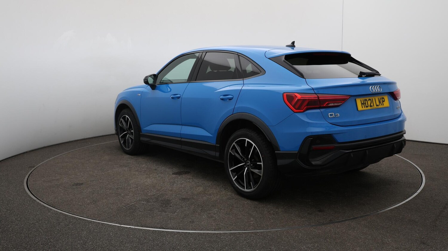 Used Audi Q3 2021 for sale - 75927207: Photo 63