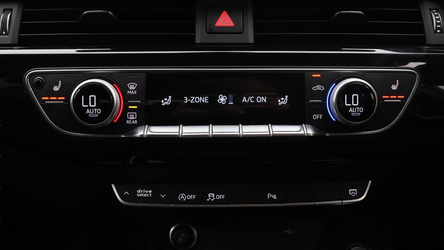 Used Audi A4 2021 for sale - 77802210: Photo 12