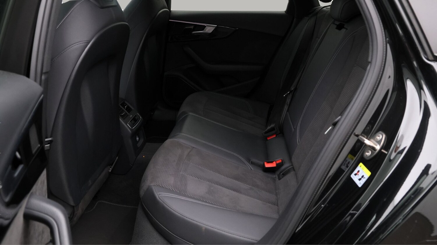 Used Audi A4 2021 for sale - 77802210: Photo 16