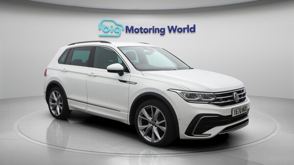 Used Volkswagen Tiguan 2020 for sale - 76306723: Photo 2