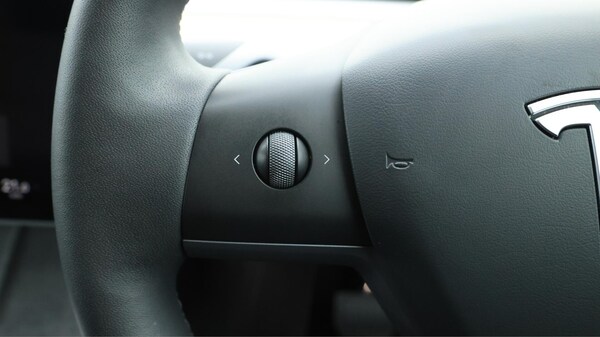 Used Tesla Model Y 2022 for sale - 76151908: Photo 25