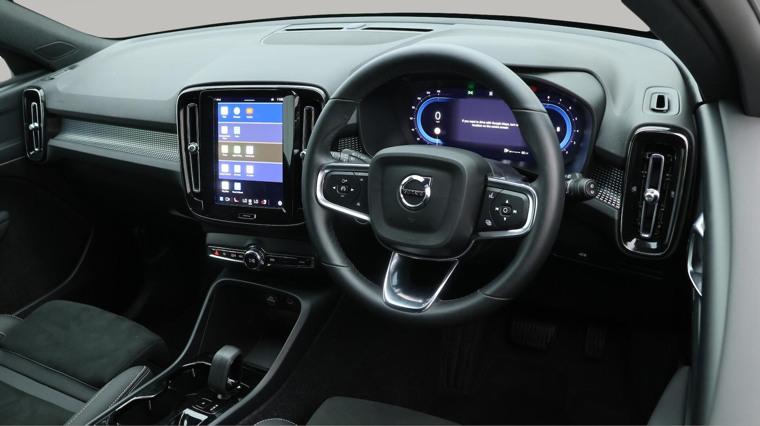 Used Volvo XC40 2025 for sale - 76765391: Photo 10