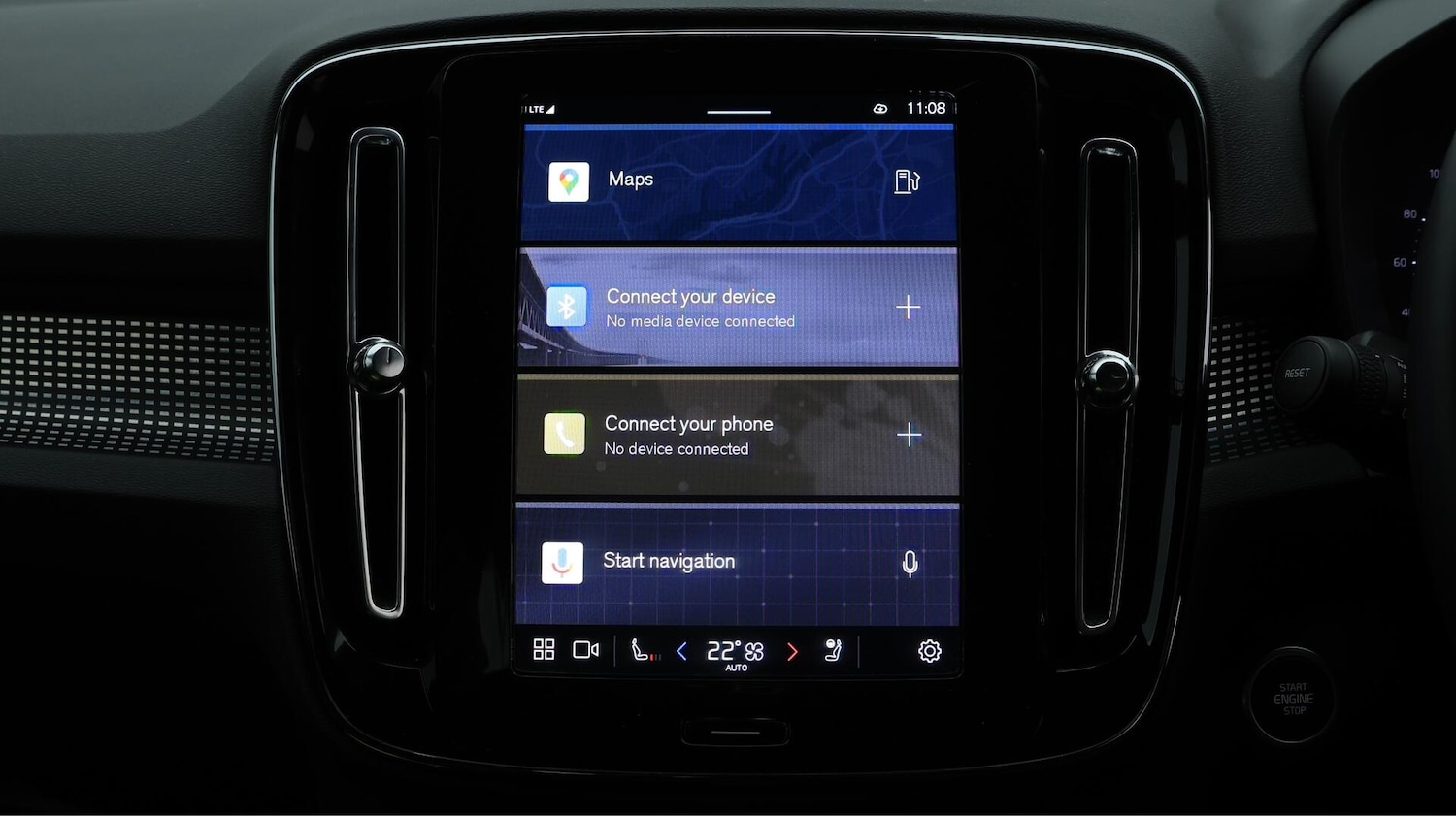 Used Volvo XC40 2025 for sale - 76765391: Photo 12