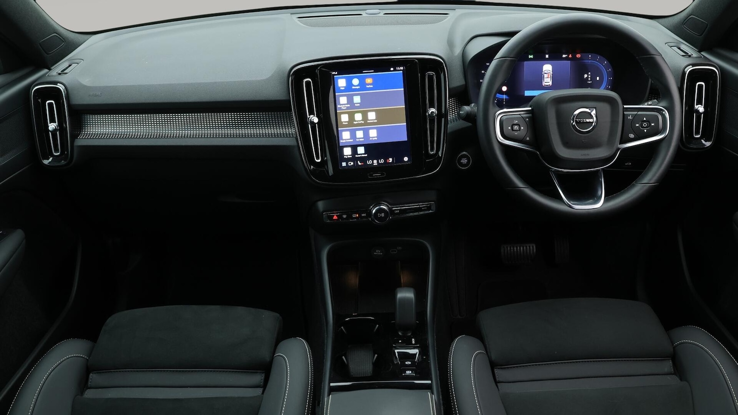 Used Volvo XC40 2025 for sale - 76765391: Photo 14