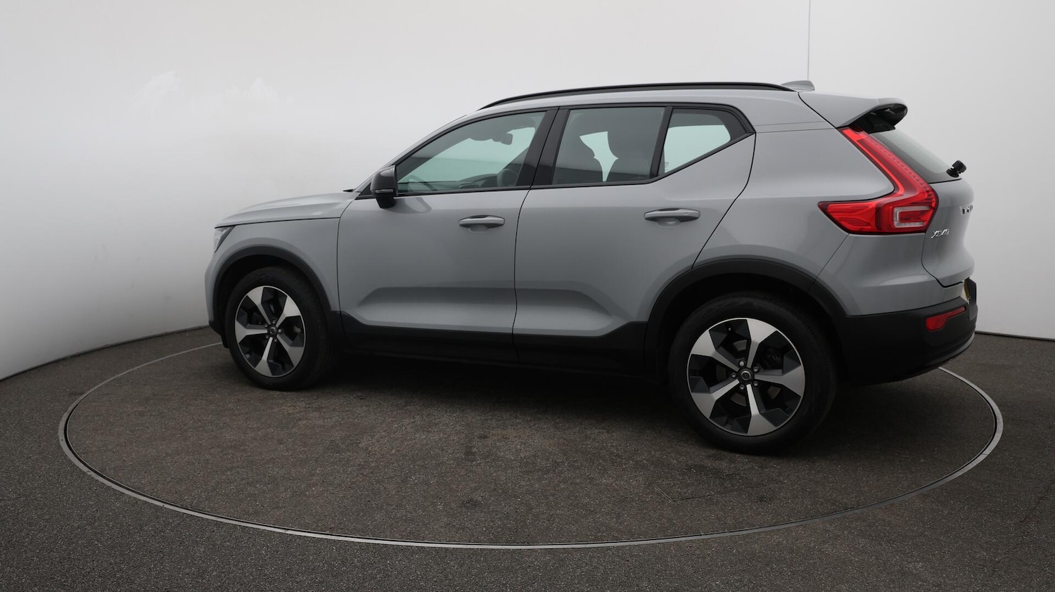 Used Volvo XC40 2025 for sale - 76765391: Photo 46