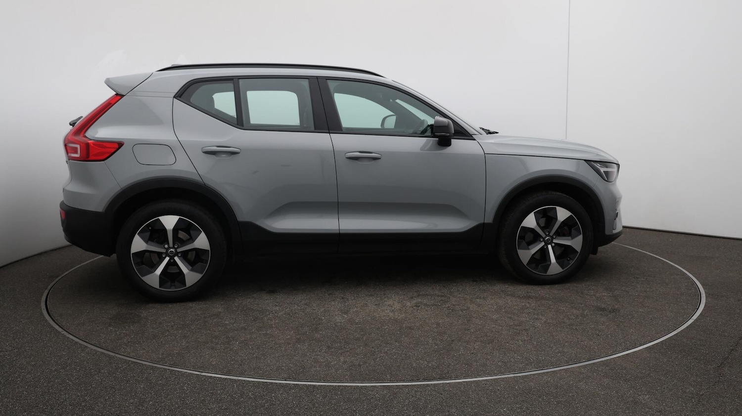 Used Volvo XC40 2025 for sale - 76765391: Photo 49