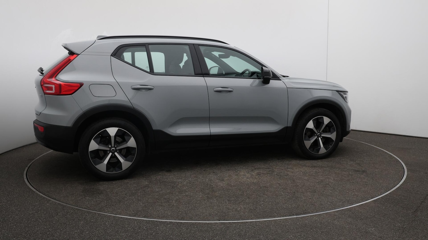 Used Volvo XC40 2025 for sale - 76765391: Photo 50