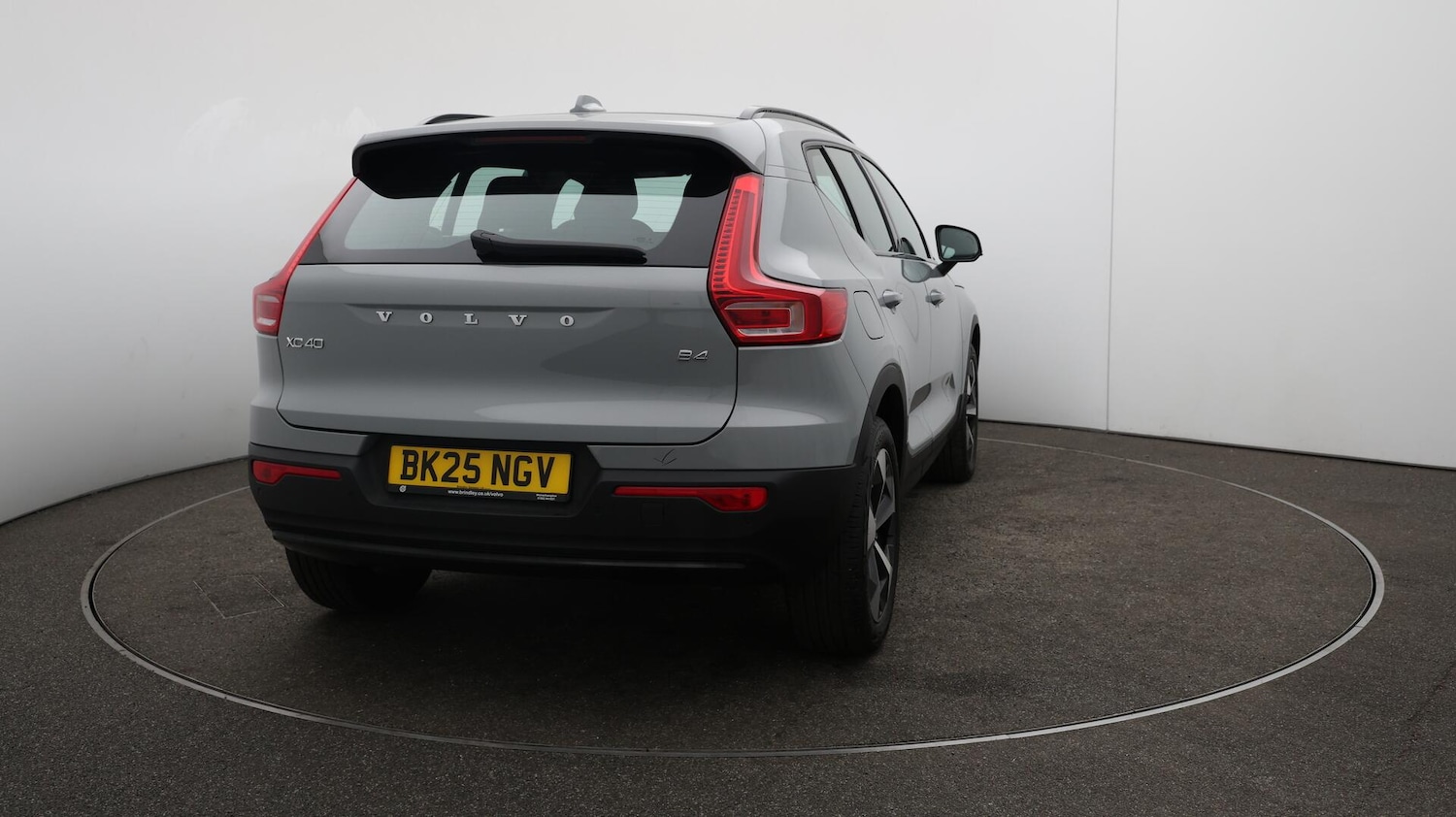 Used Volvo XC40 2025 for sale - 76765391: Photo 55