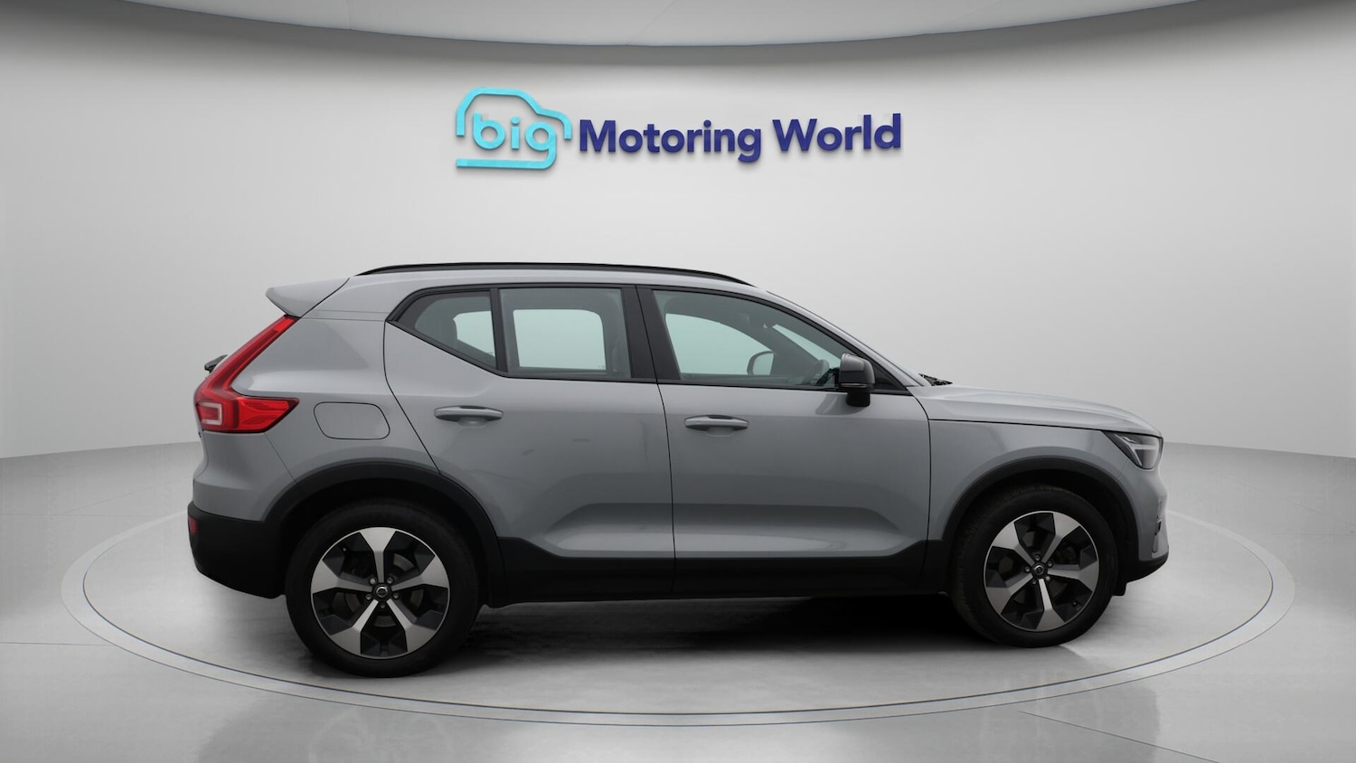 Used Volvo XC40 2025 for sale - 76765391: Photo 9