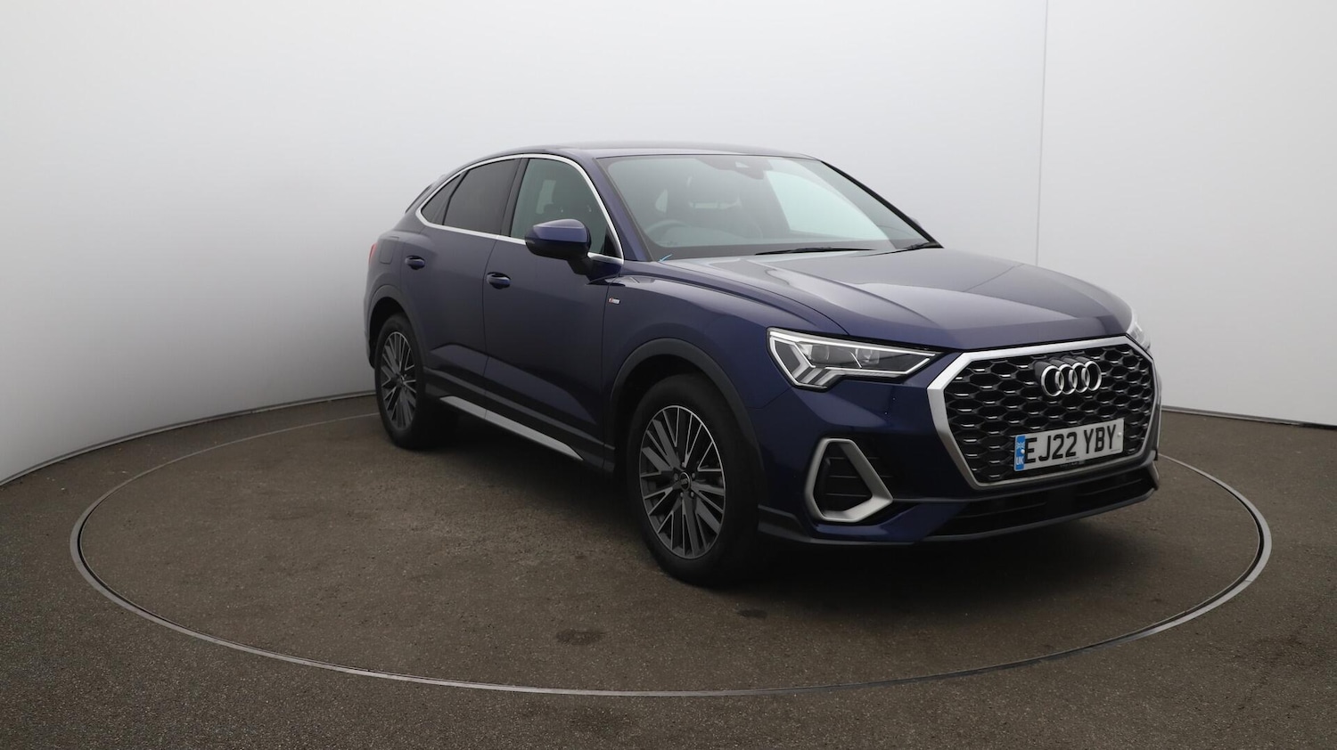 Used Audi Q3 2022 for sale - 76136354: Photo 44